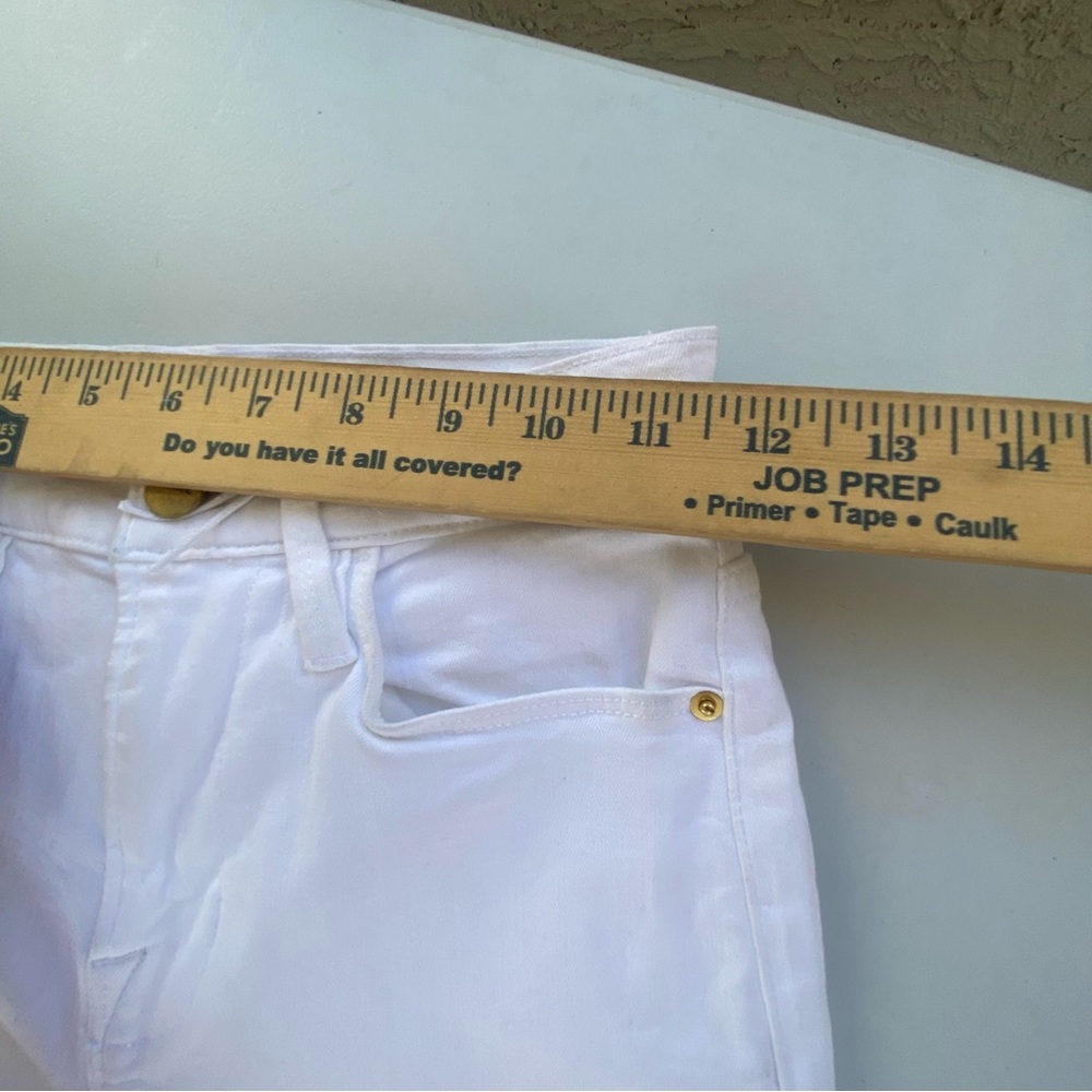 *scuffed* Le Frame High Rise White Flare Denim size 24 00 stretch - Picture 4 of 16